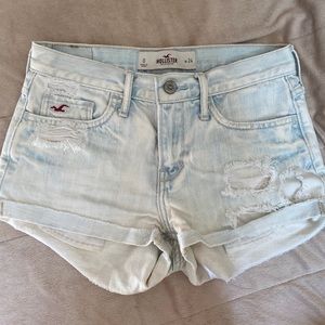 Hollister Jean short